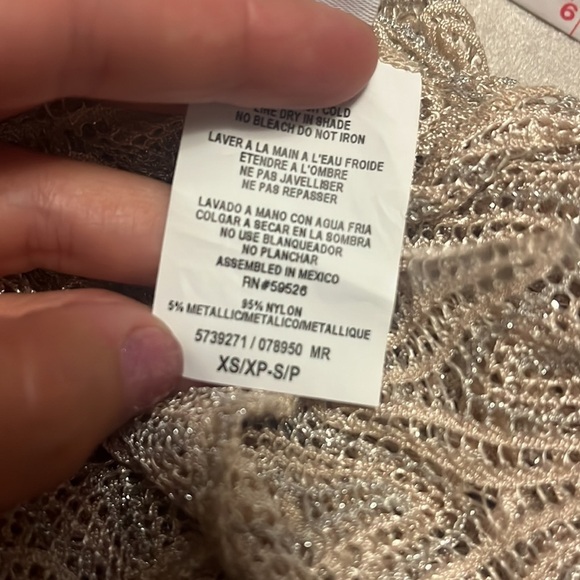 Becca swimsuit cover-up, deep, V-neck, tie at waist, lace fabric, side slits - Picture 9 of 10